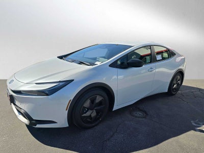 2026 Toyota Prius Plug-in Hybrid SE