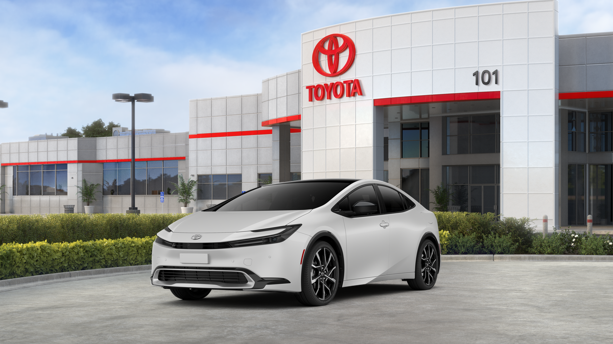 2027 Toyota Prius Plug-in Hybrid XSE Premium