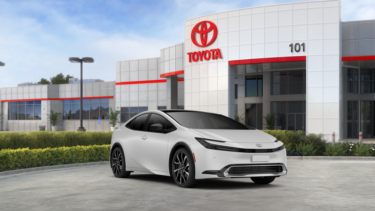 2027 Toyota Prius Plug-in Hybrid XSE Premium