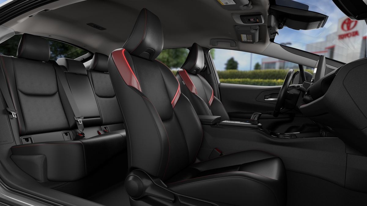 2026 Toyota Prius Plug-in Hybrid XSE Premium - Photo 20