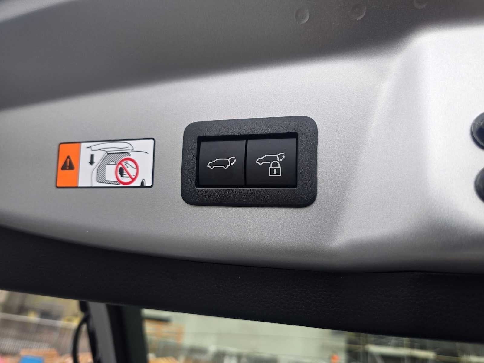 2027 Toyota Prius Plug-in Hybrid XSE Premium