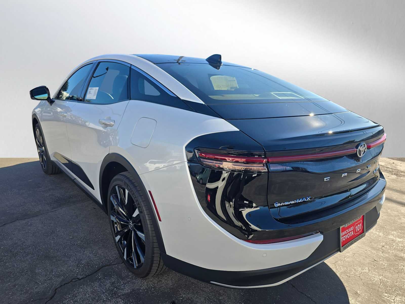 2026 Toyota Toyota Crown Platinum