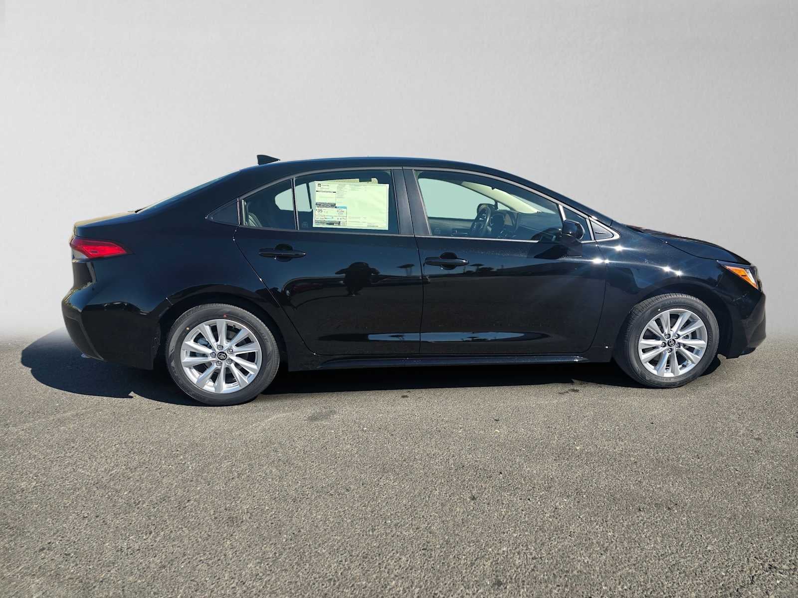 2027 Toyota Corolla LE