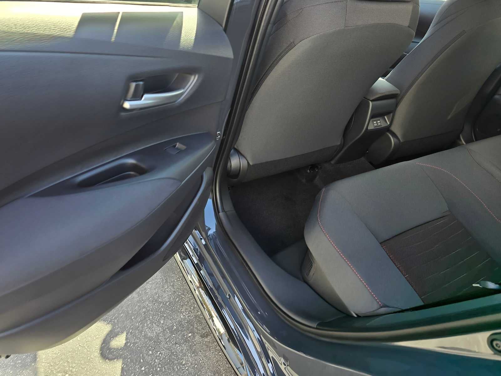 2027 Toyota Corolla Hybrid SE