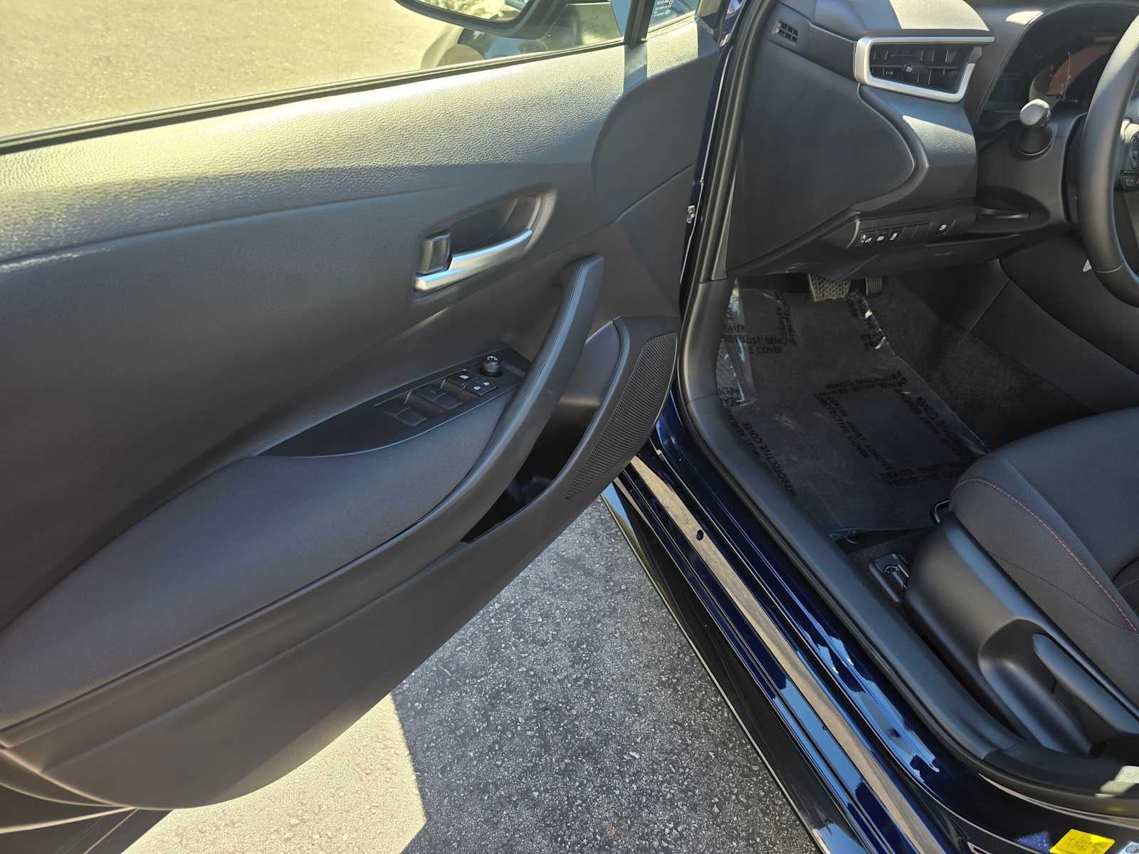 2027 Toyota Corolla Hybrid SE