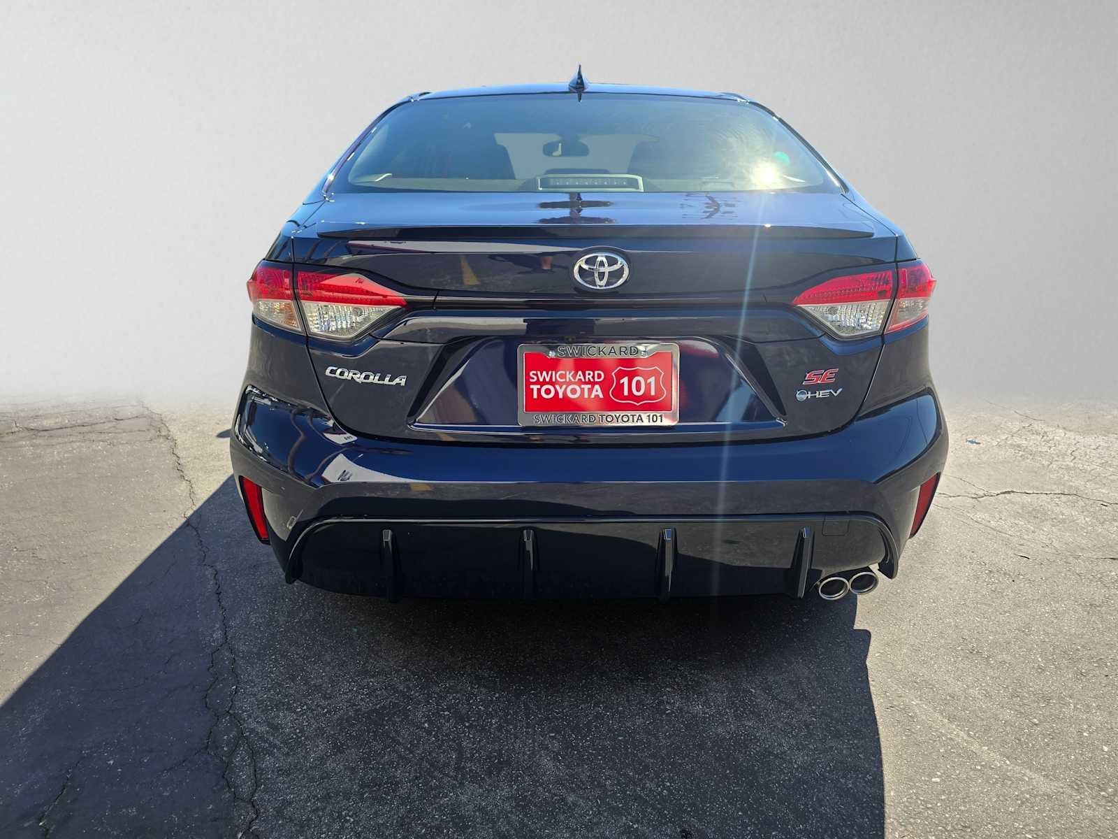 2027 Toyota Corolla Hybrid SE