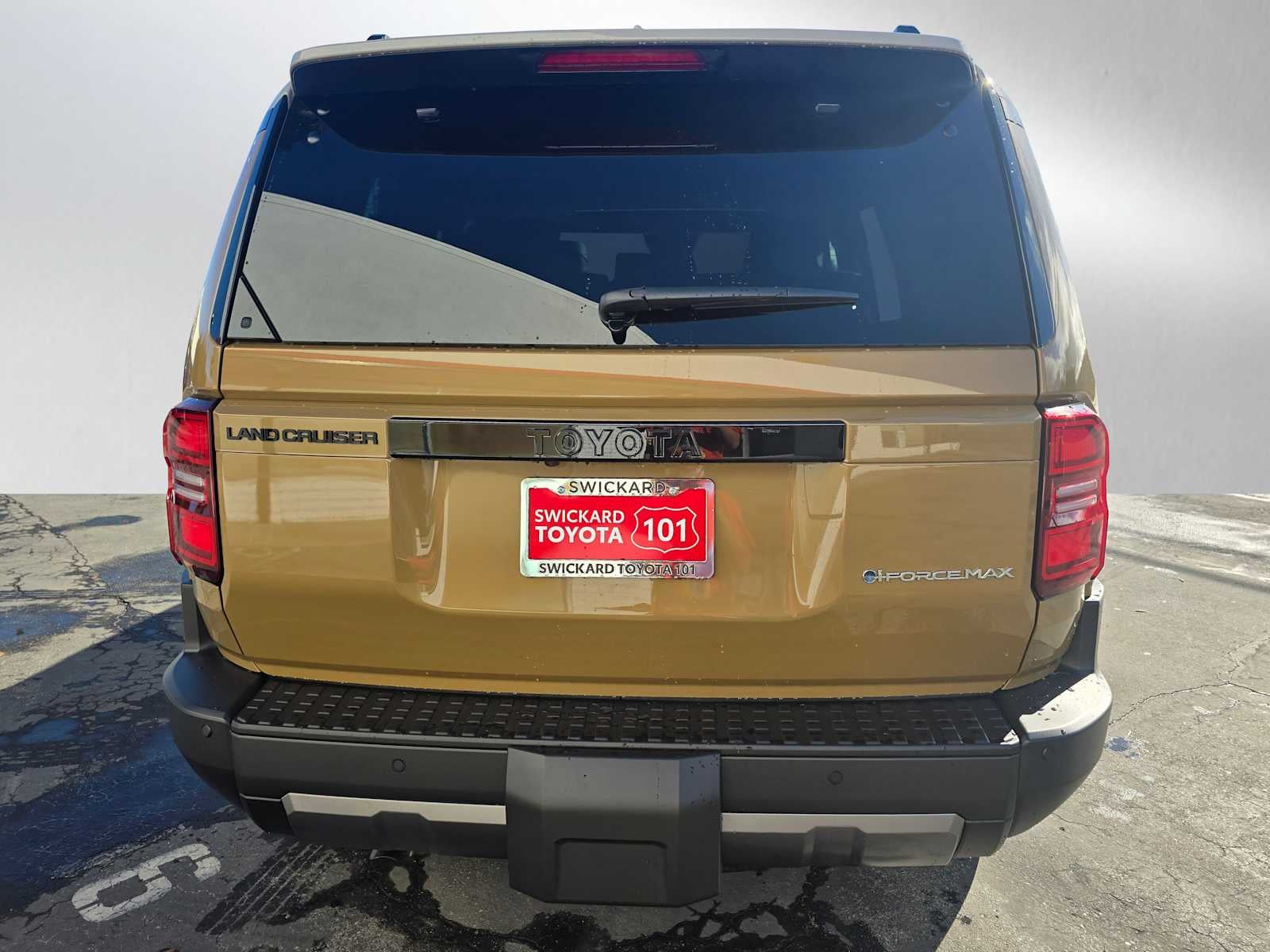 2026 Toyota Land Cruiser Base