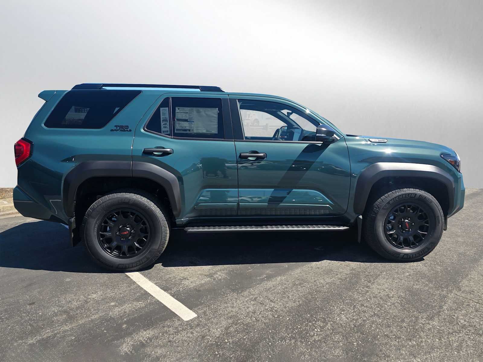 2026 Toyota 4Runner i-FORCE MAX 4Runner TRD Off-Road Premium