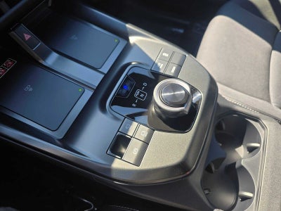2027 Toyota C-HR XSE