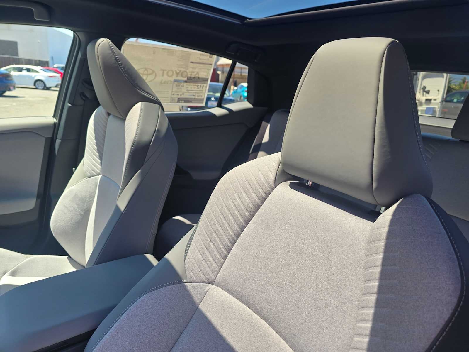 2026 Toyota C-HR XSE
