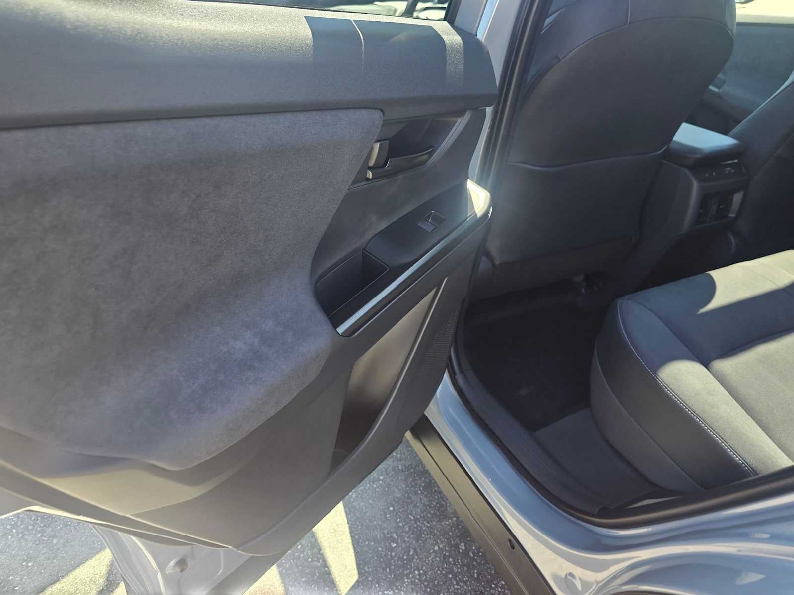 2026 Toyota C-HR XSE