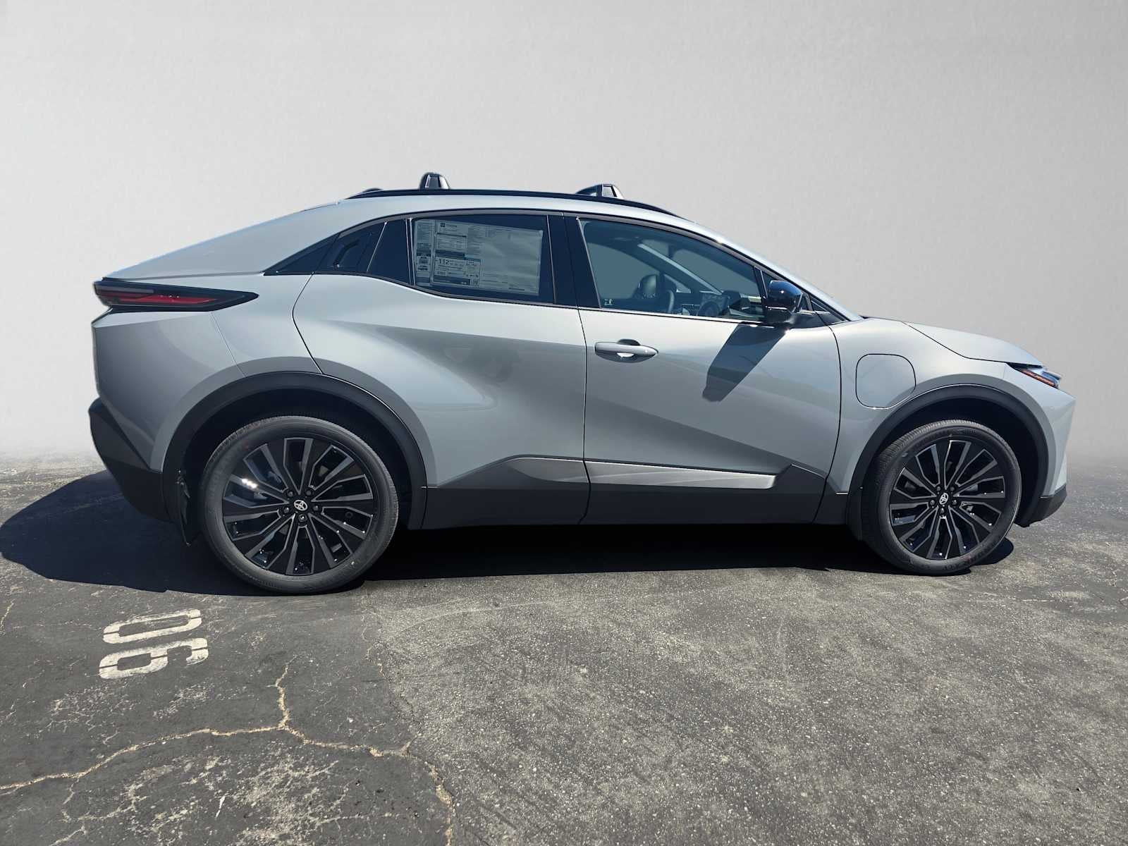 2026 Toyota C-HR XSE