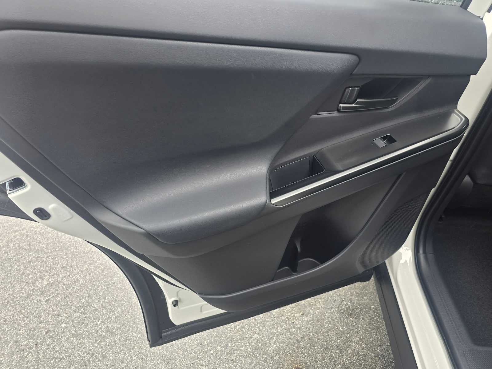 2026 Toyota bZ Woodland Base