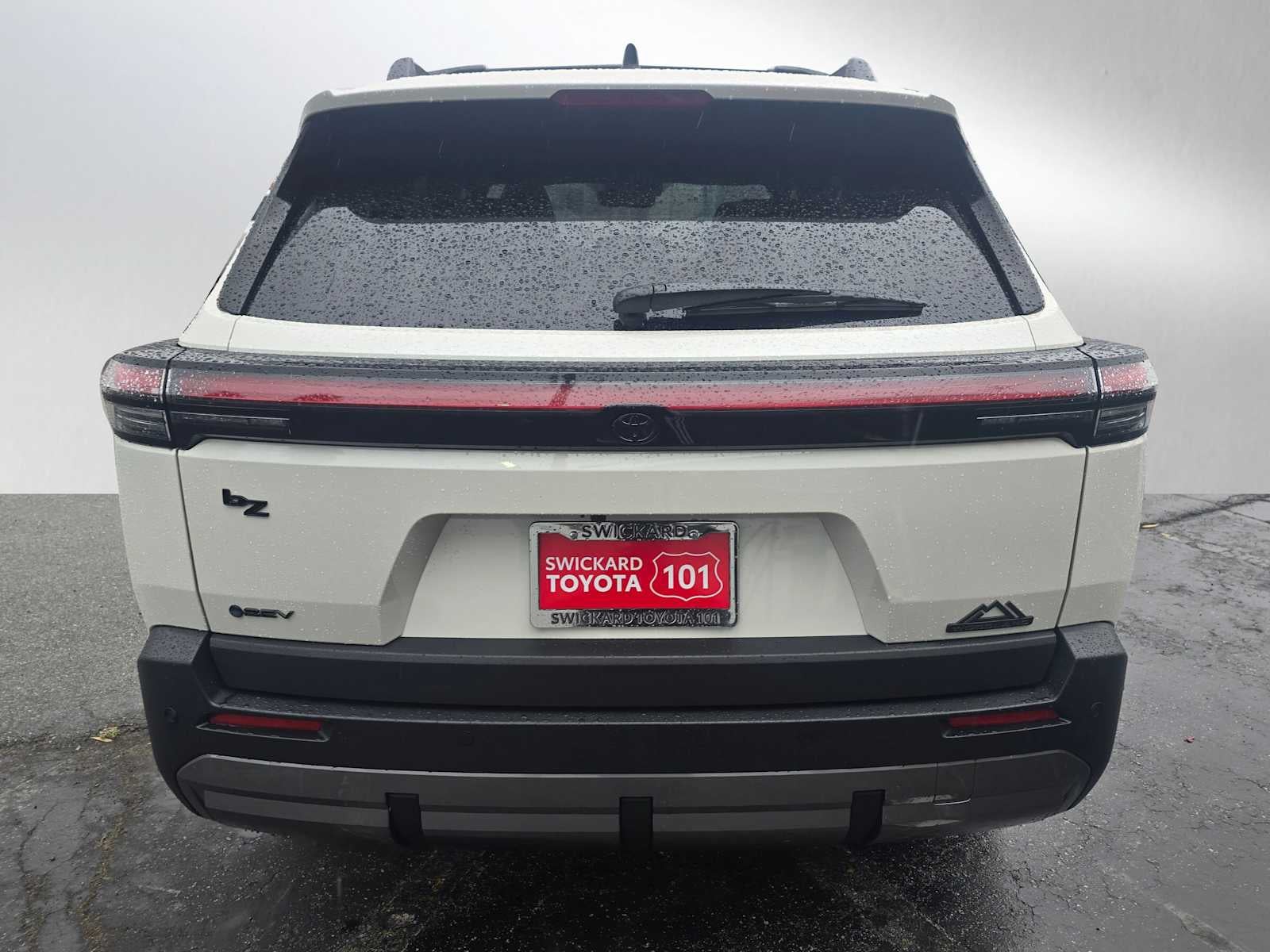 2026 Toyota bZ Woodland Base