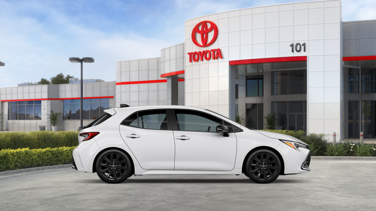 2026 Toyota Corolla Hatchback XSE