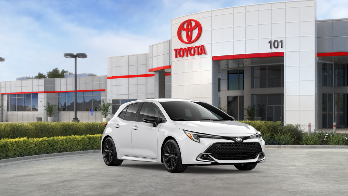 2026 Toyota Corolla Hatchback XSE