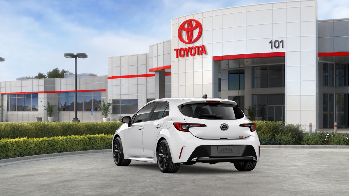 2026 Toyota Corolla Hatchback XSE