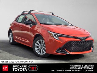 2027 Toyota Corolla Hatchback SE
