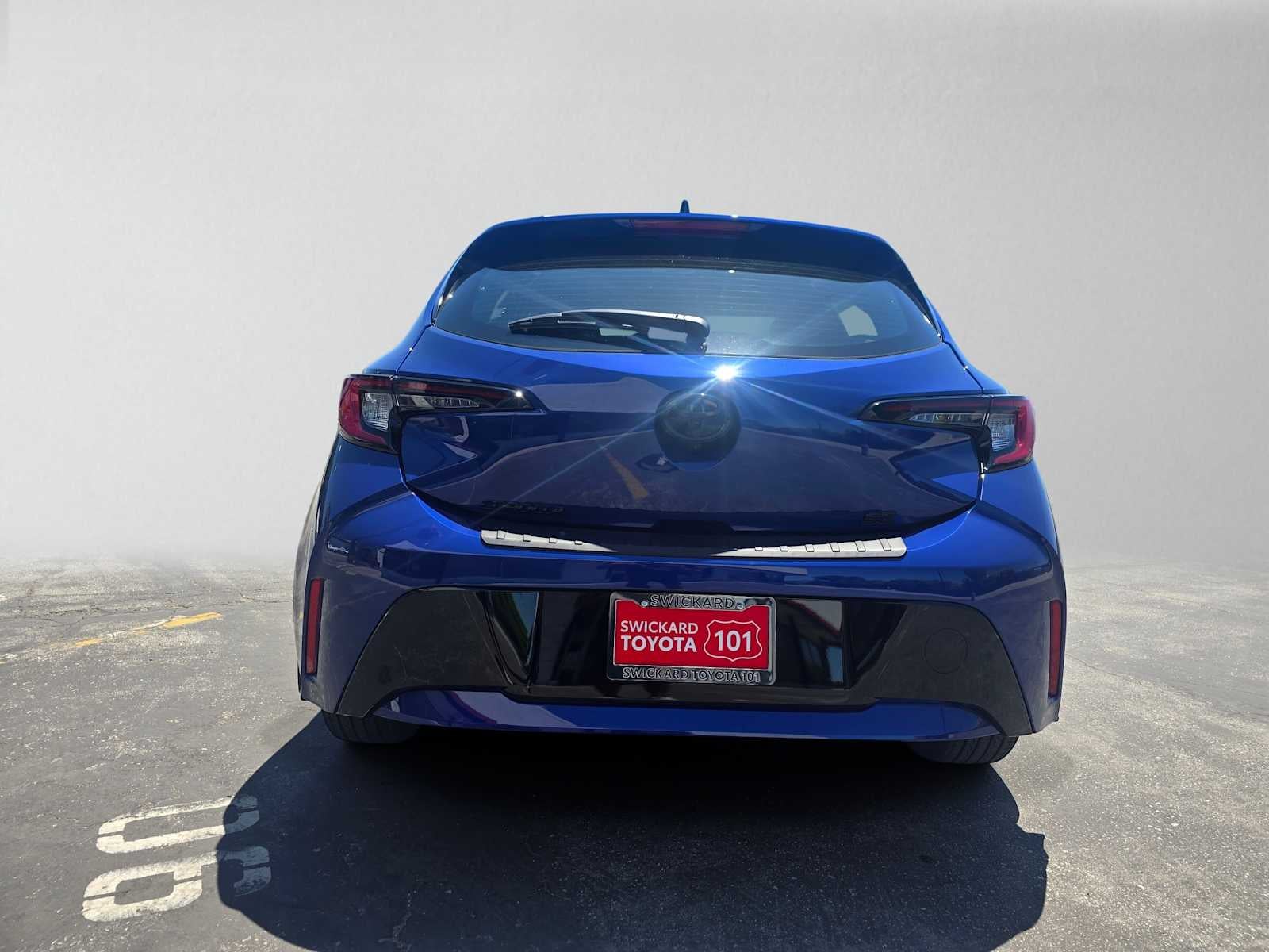 2026 Toyota Corolla Hatchback SE