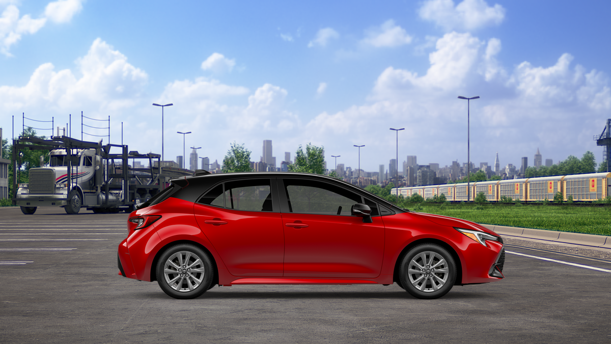 2027 Toyota Corolla Hatchback SE