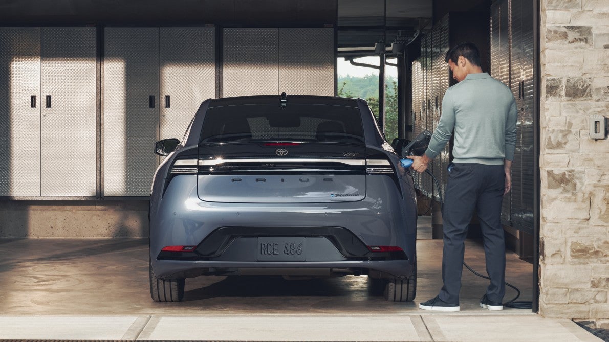 Swickard Toyota 101 in Redwood City CA